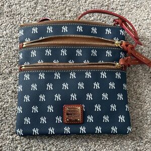 Dooney & Bourke Navy and White Crossbody Bag - New York Yankees